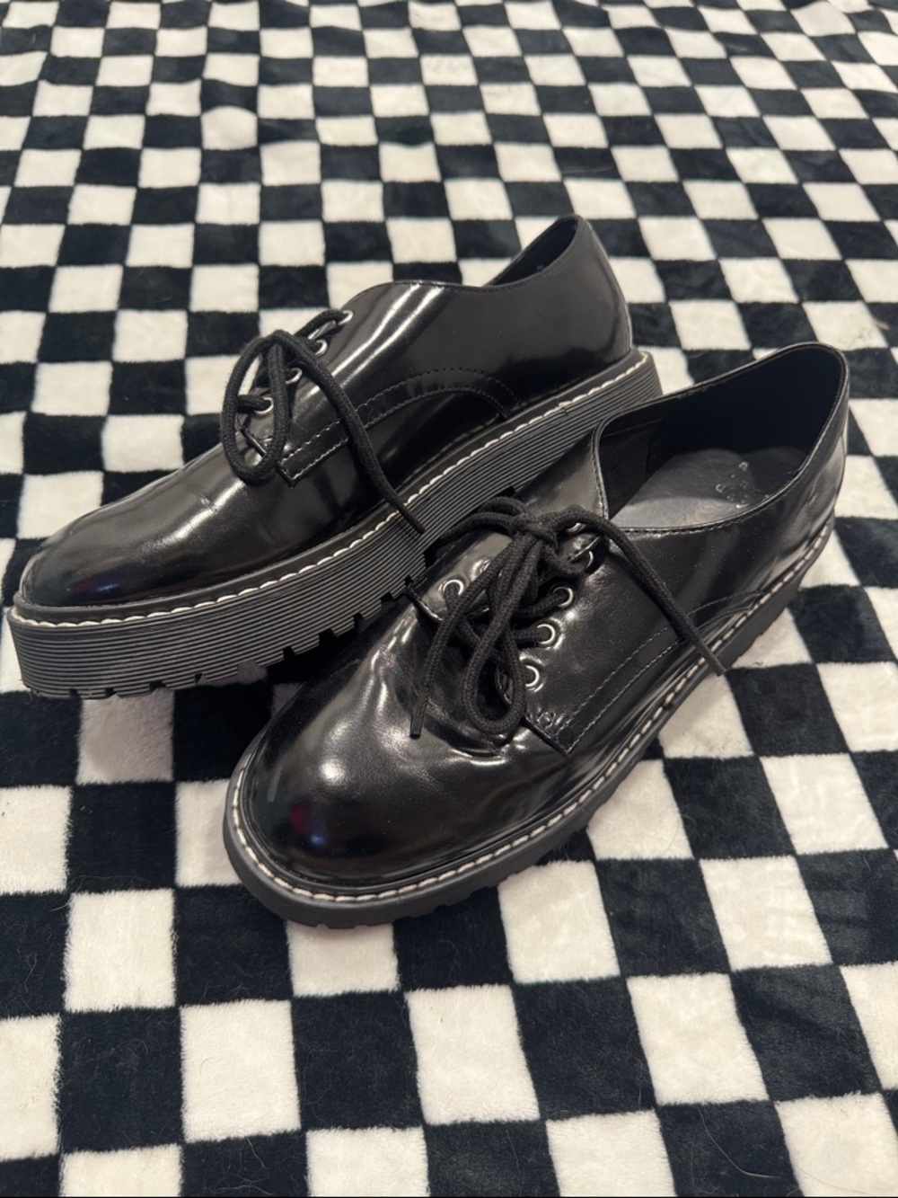 a new day Black Patent Platform Lace-Up Oxfords with Ribbed Sole